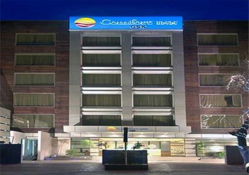 Comfort Inn Gsk อัมริตสา ภายนอก รูปภาพ