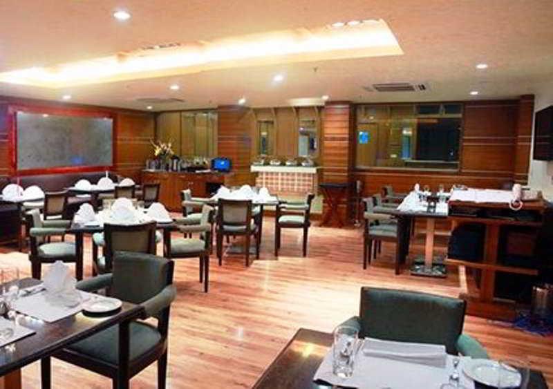Comfort Inn Gsk อัมริตสา ภายนอก รูปภาพ